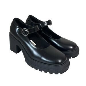 Seychelles Lug Sole Patent Leather Platform Mary Janes in Black - Size 8.5